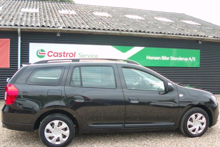 Sort Dacia Logan fra 2018