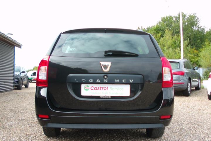 Sort Dacia Logan fra 2018