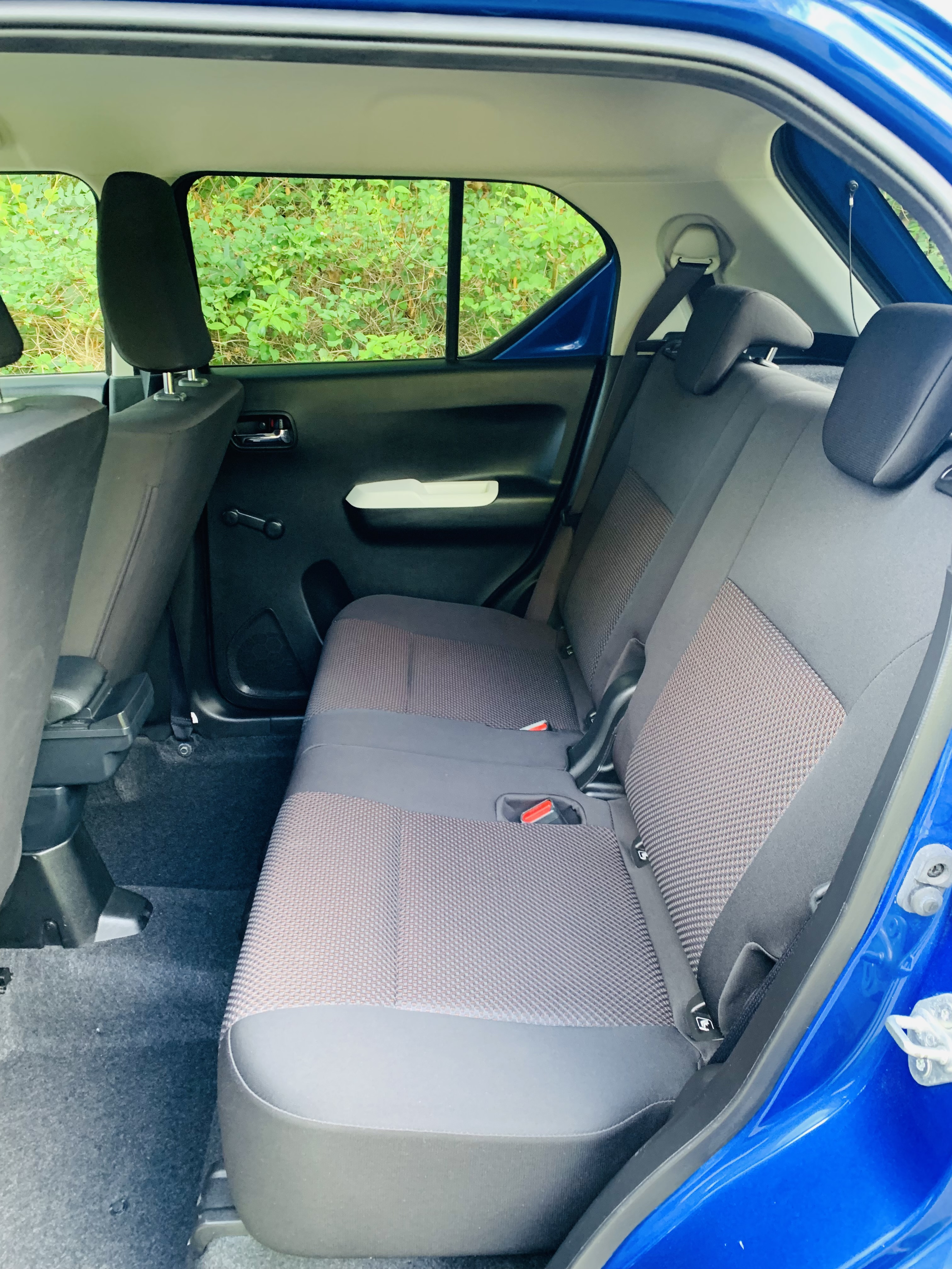 Blå Suzuki Ignis fra 2017
