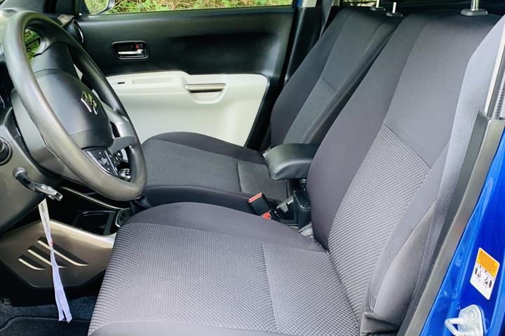 Blå Suzuki Ignis fra 2017