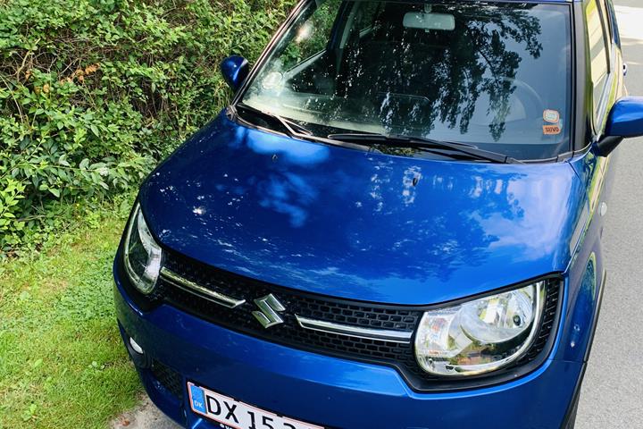 Blå Suzuki Ignis fra 2017