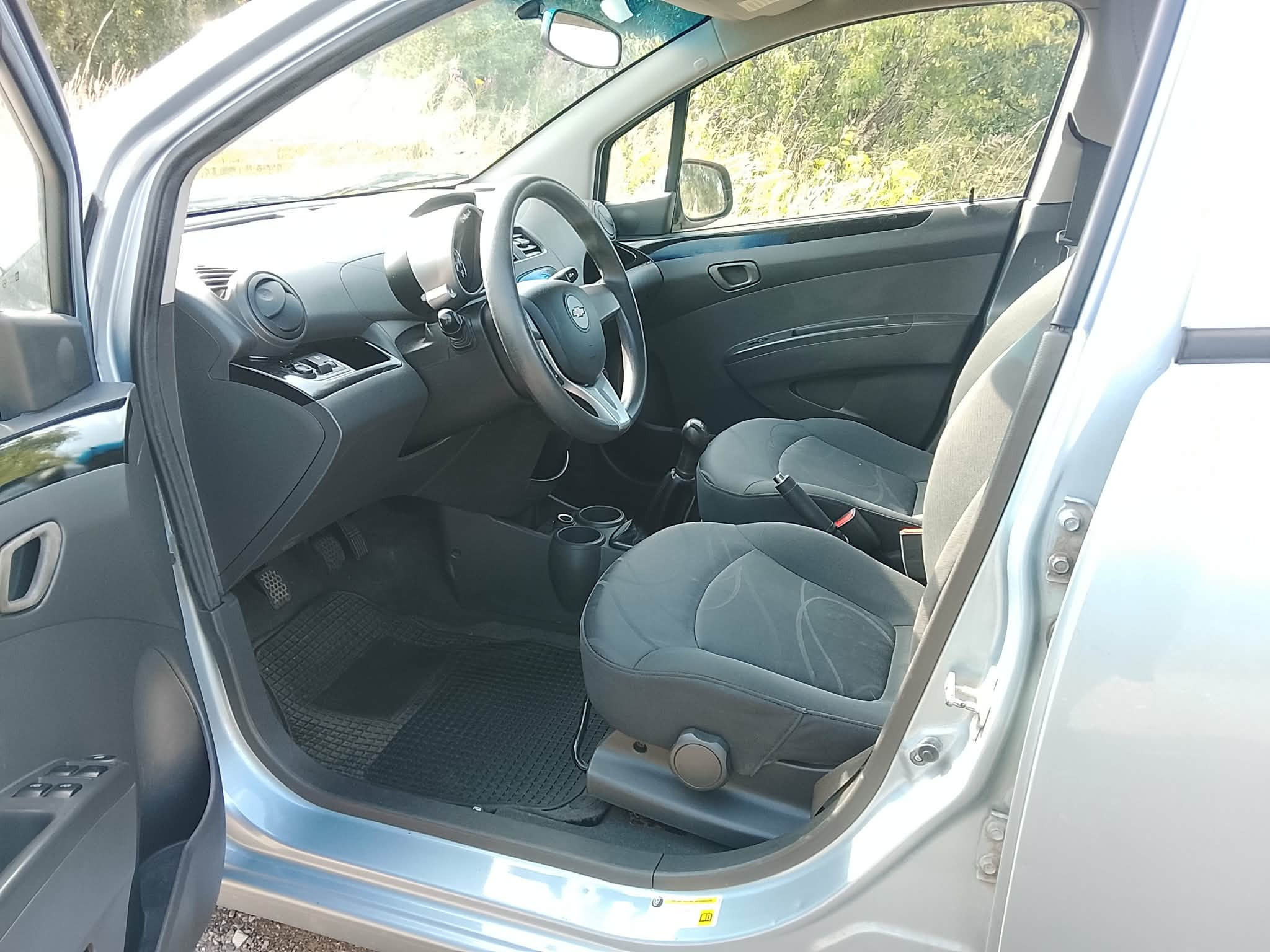 Blå Chevrolet Spark fra 2010
