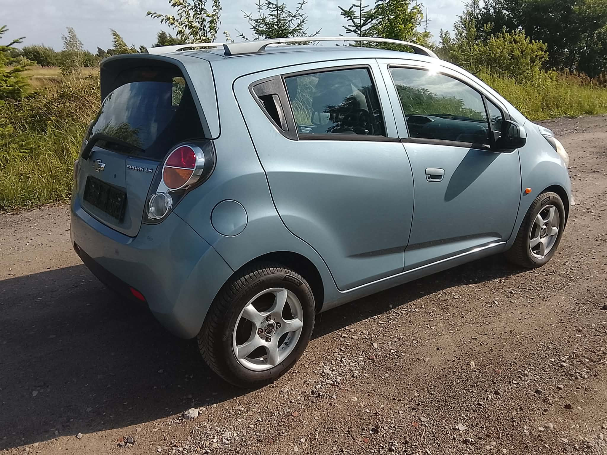 Blå Chevrolet Spark fra 2010