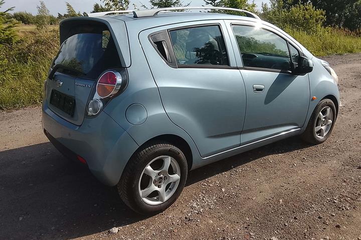 Blå Chevrolet Spark fra 2010