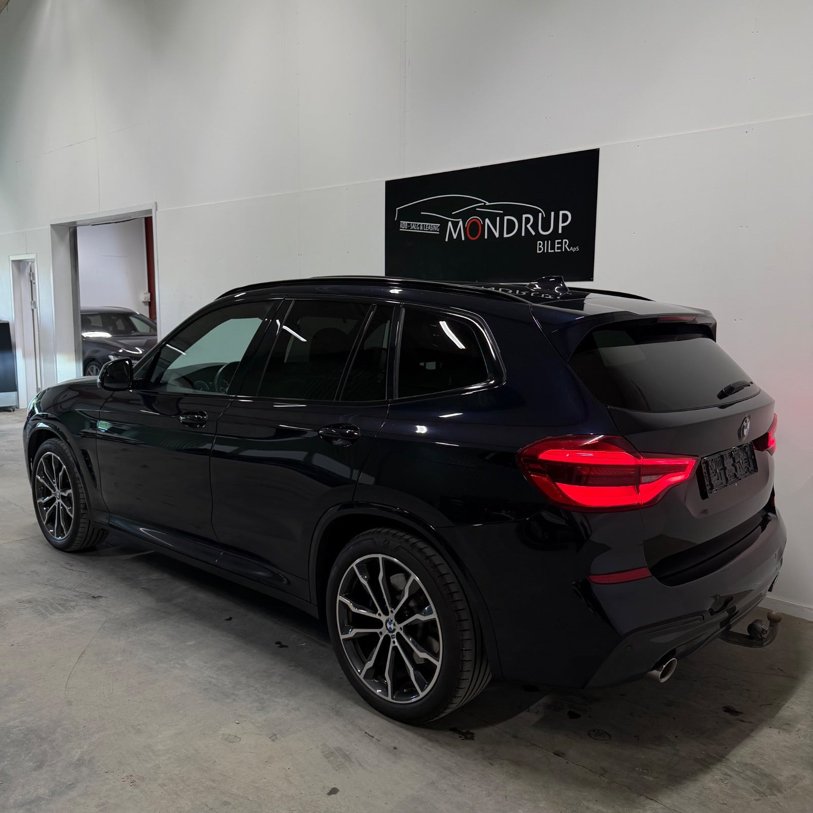 Sort BMW X3 fra 2018