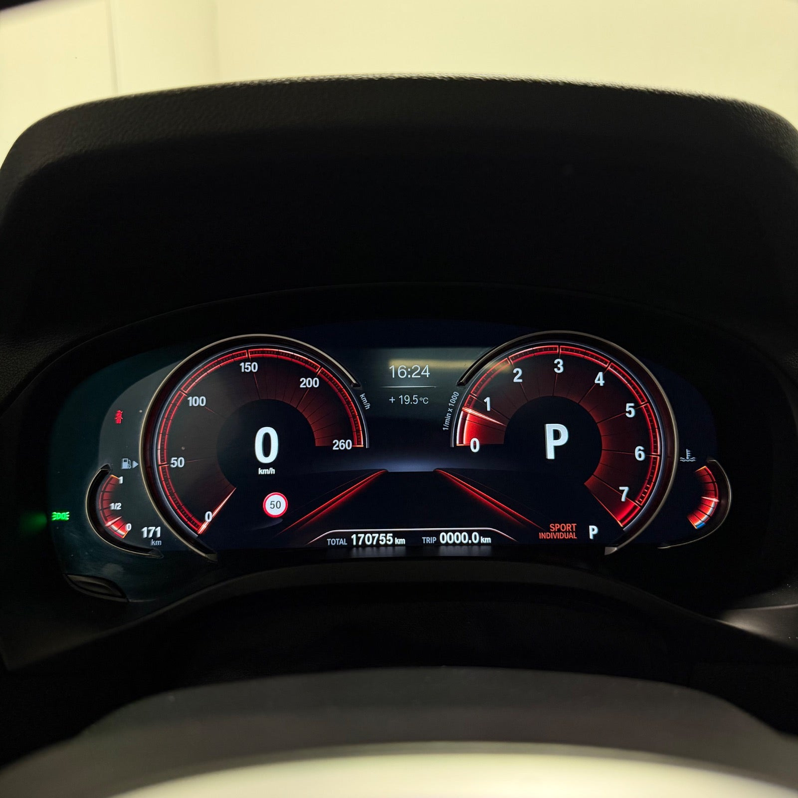 Sort BMW X3 fra 2018
