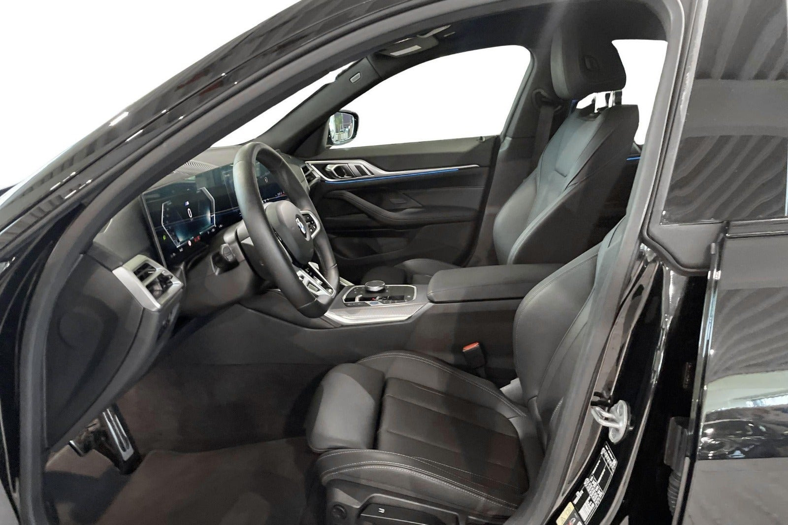 Sort BMW i4 fra 2026