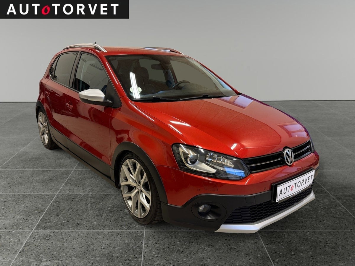 Rød VW Polo fra 2015