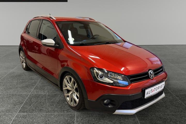 Rød VW Polo fra 2015