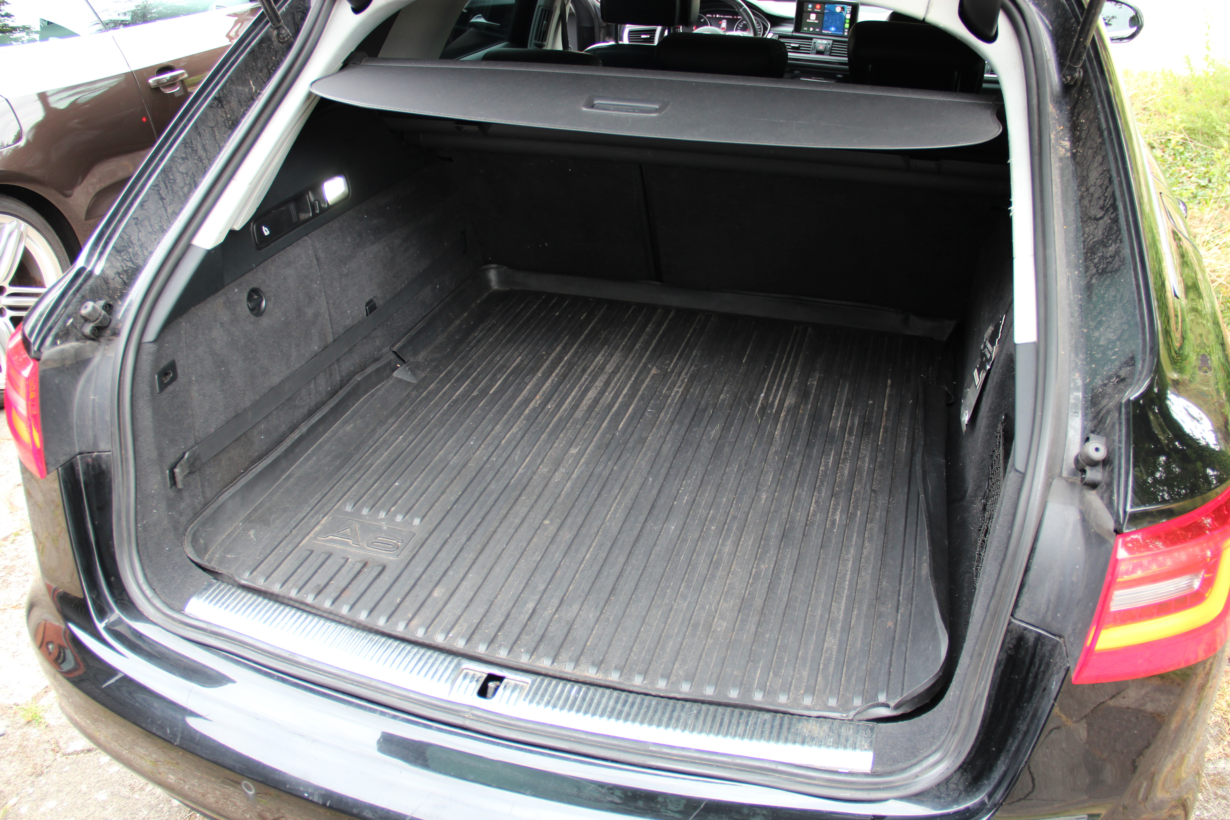 Sort Audi A6 fra 2013
