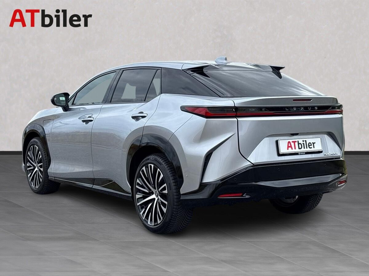 undefined Lexus RZ fra 2026