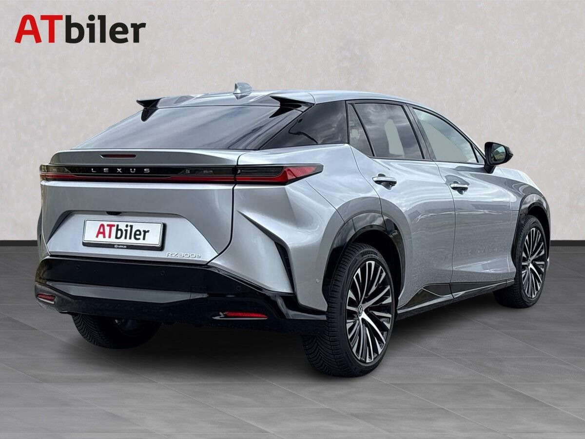 undefined Lexus RZ fra 2026