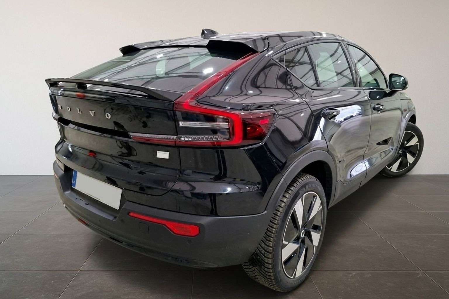 Sort Volvo C40 fra 2023