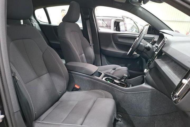 Sort Volvo C40 fra 2023