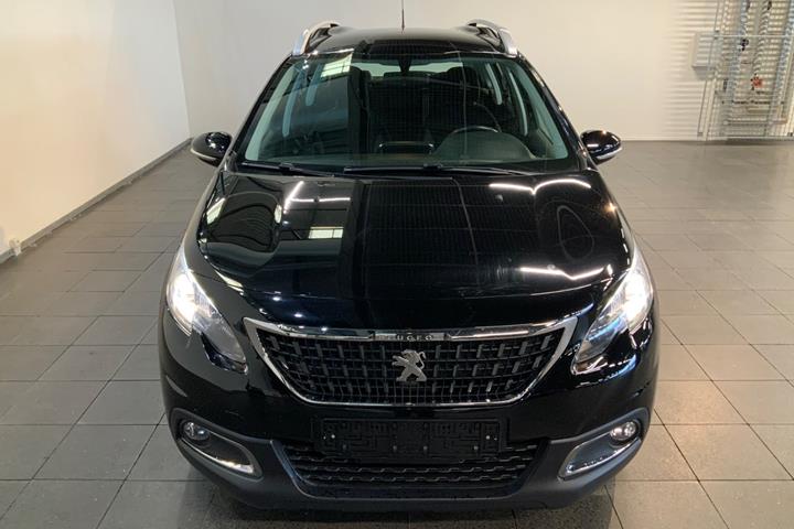 Sort Peugeot 2008 fra 2018