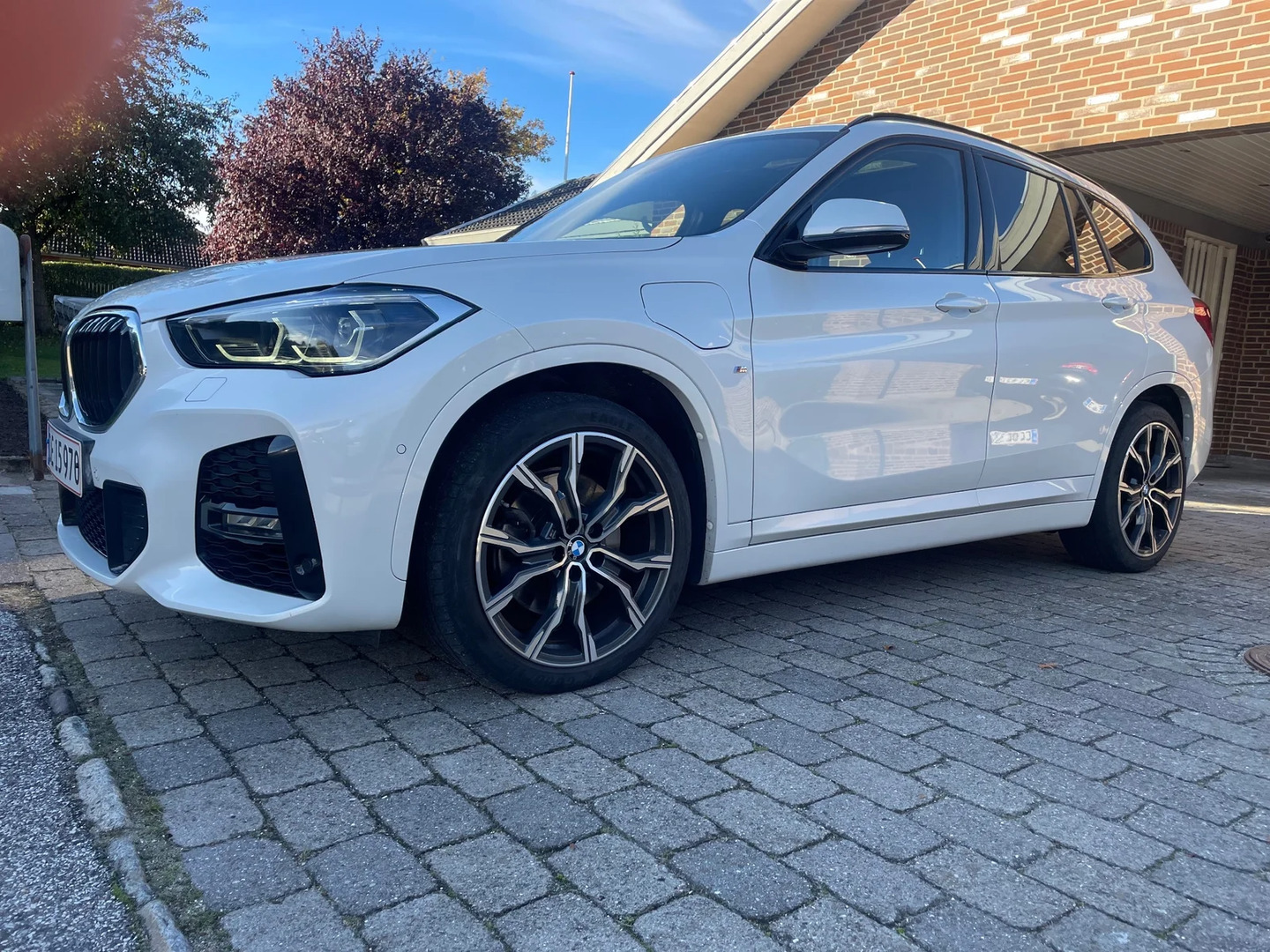 Hvid BMW X1 fra 2021