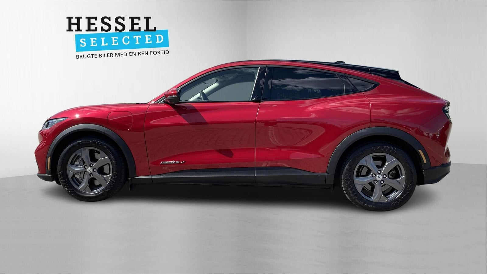 Rød Ford Mustang Mach-E fra 2021