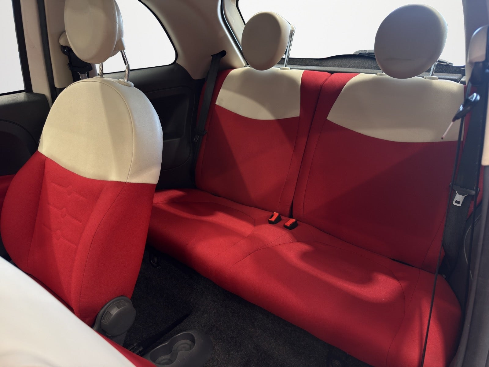 Grøn Fiat 500 fra 2013