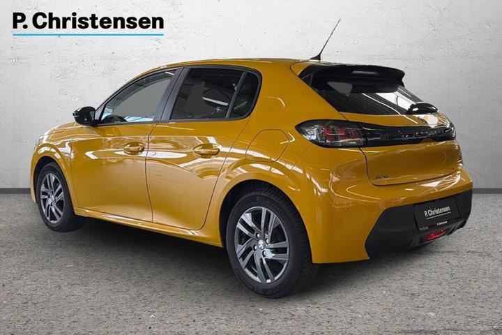 Gul Peugeot 208 fra 2022