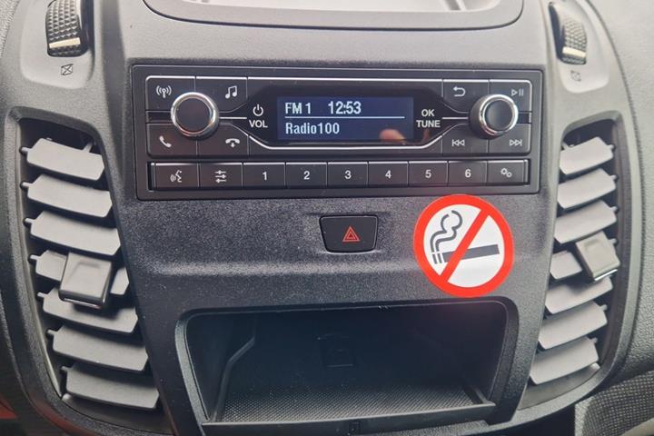Sort Ford Transit Connect fra 2019
