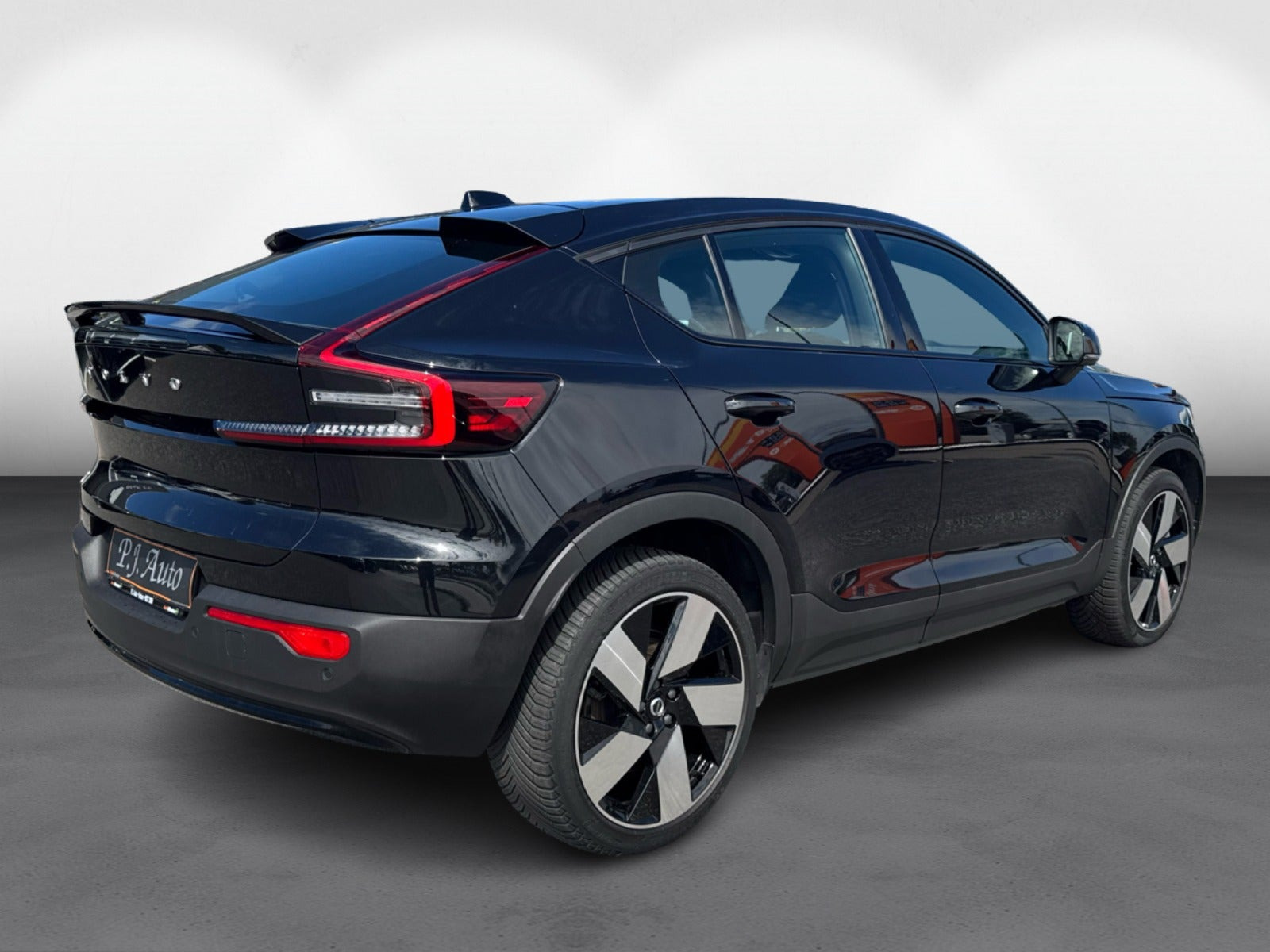 Sort Volvo C40 fra 2022