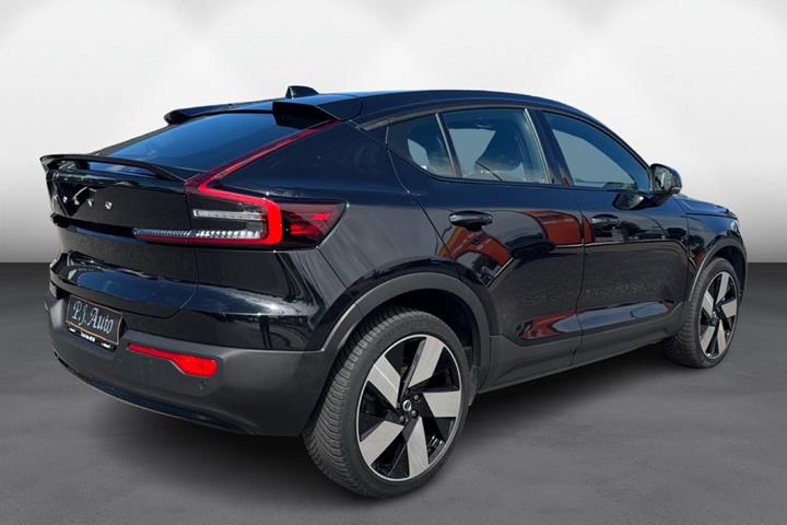 Sort Volvo C40 fra 2022