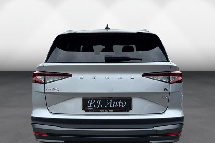 Sølv Skoda Enyaq fra 2023