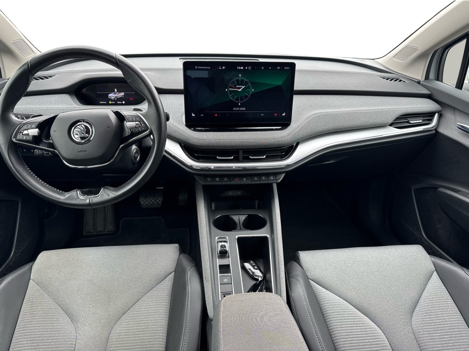 Sølv Skoda Enyaq fra 2023