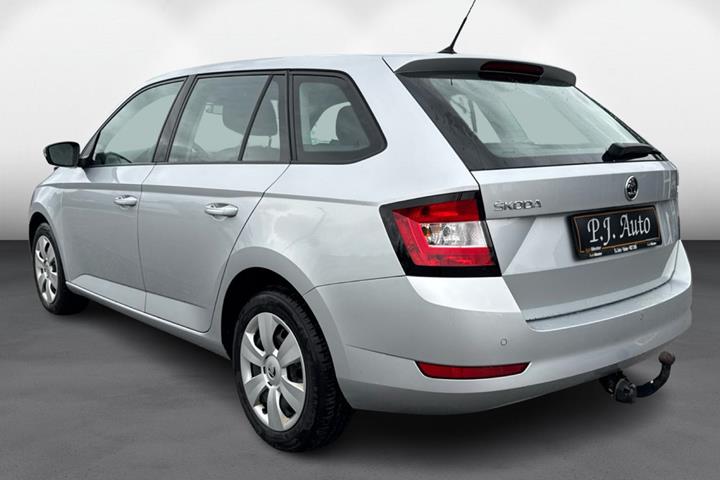 Sølv Skoda Fabia fra 2019