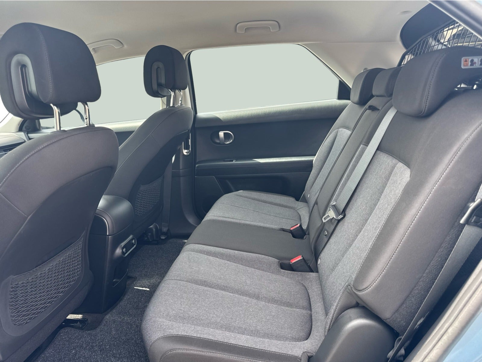 Blå Hyundai Ioniq 5 fra 2023