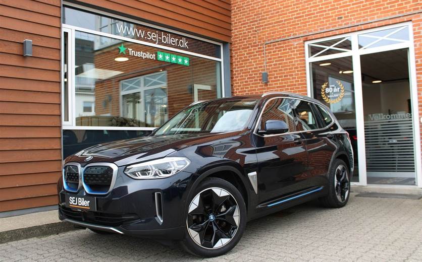 BMW iX3 Charged Plus