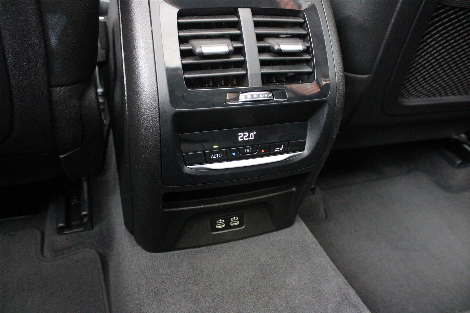 Sort BMW iX3 fra 2021
