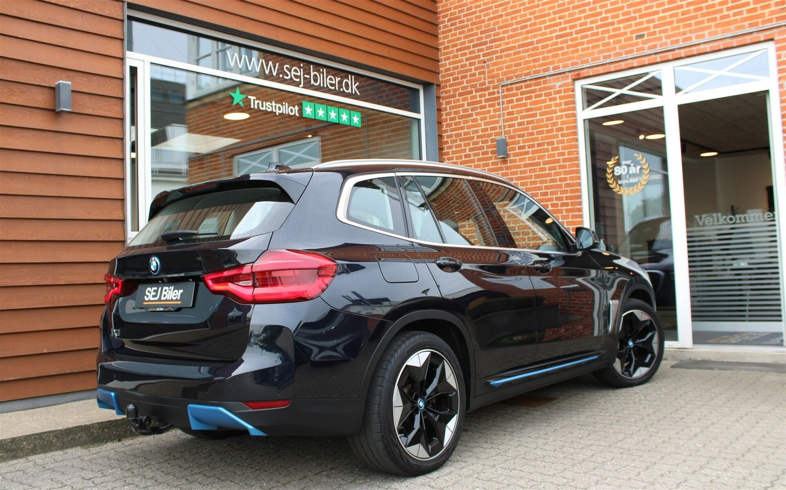 Sort BMW iX3 fra 2021