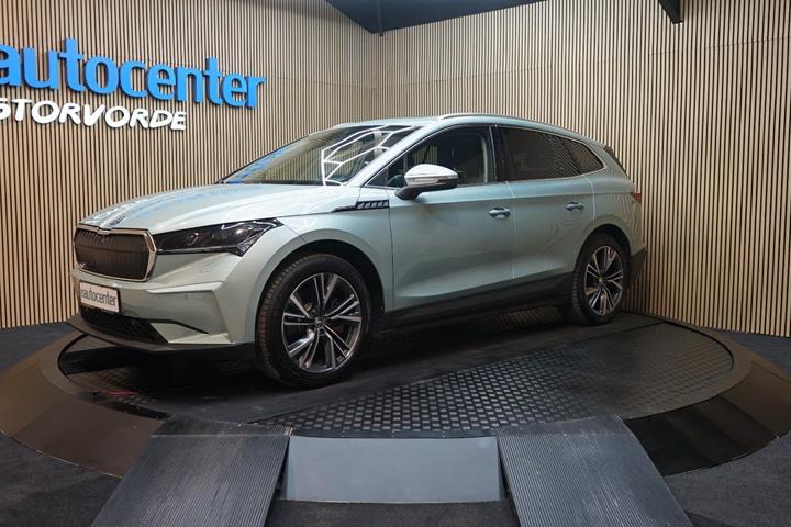 Sølv Skoda Enyaq fra 2024