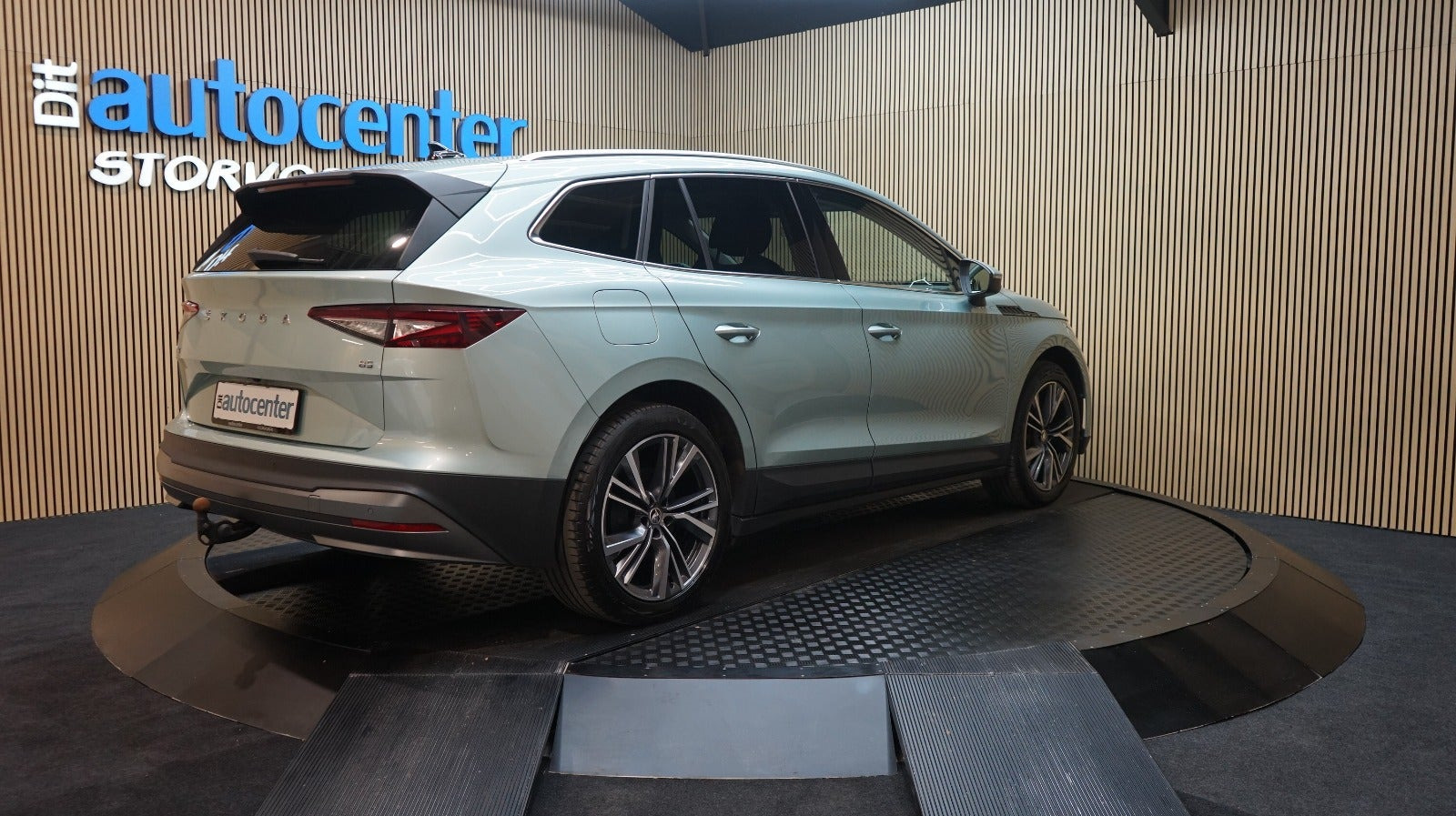 Sølv Skoda Enyaq fra 2024