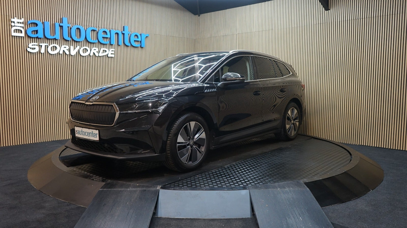 Sort Skoda Enyaq fra 2022