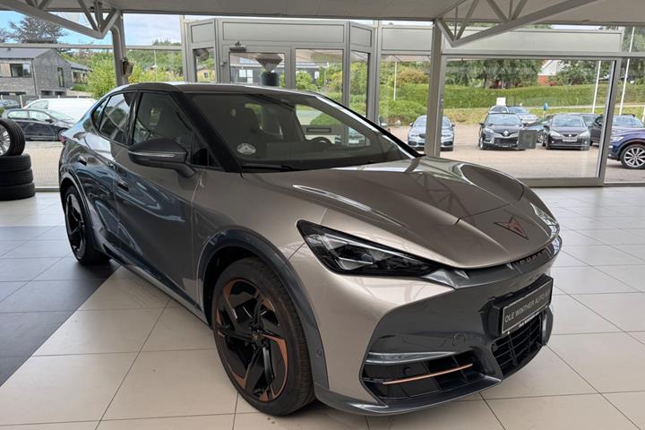 Grå Cupra Tavascan fra 2025