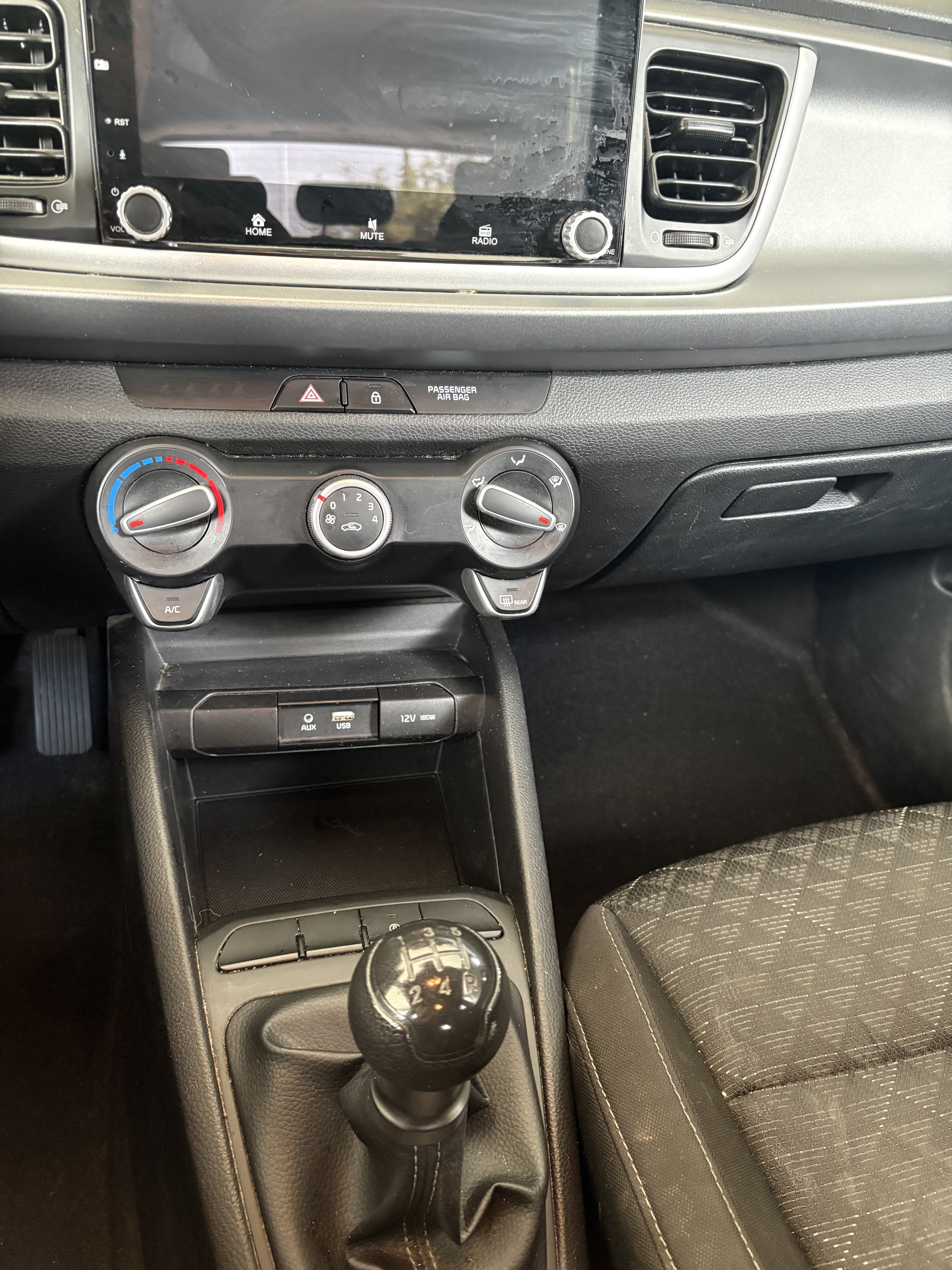 Hvid Kia Rio fra 2018