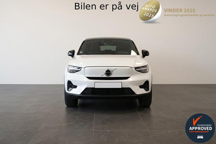 Hvid Volvo C40 fra 2023