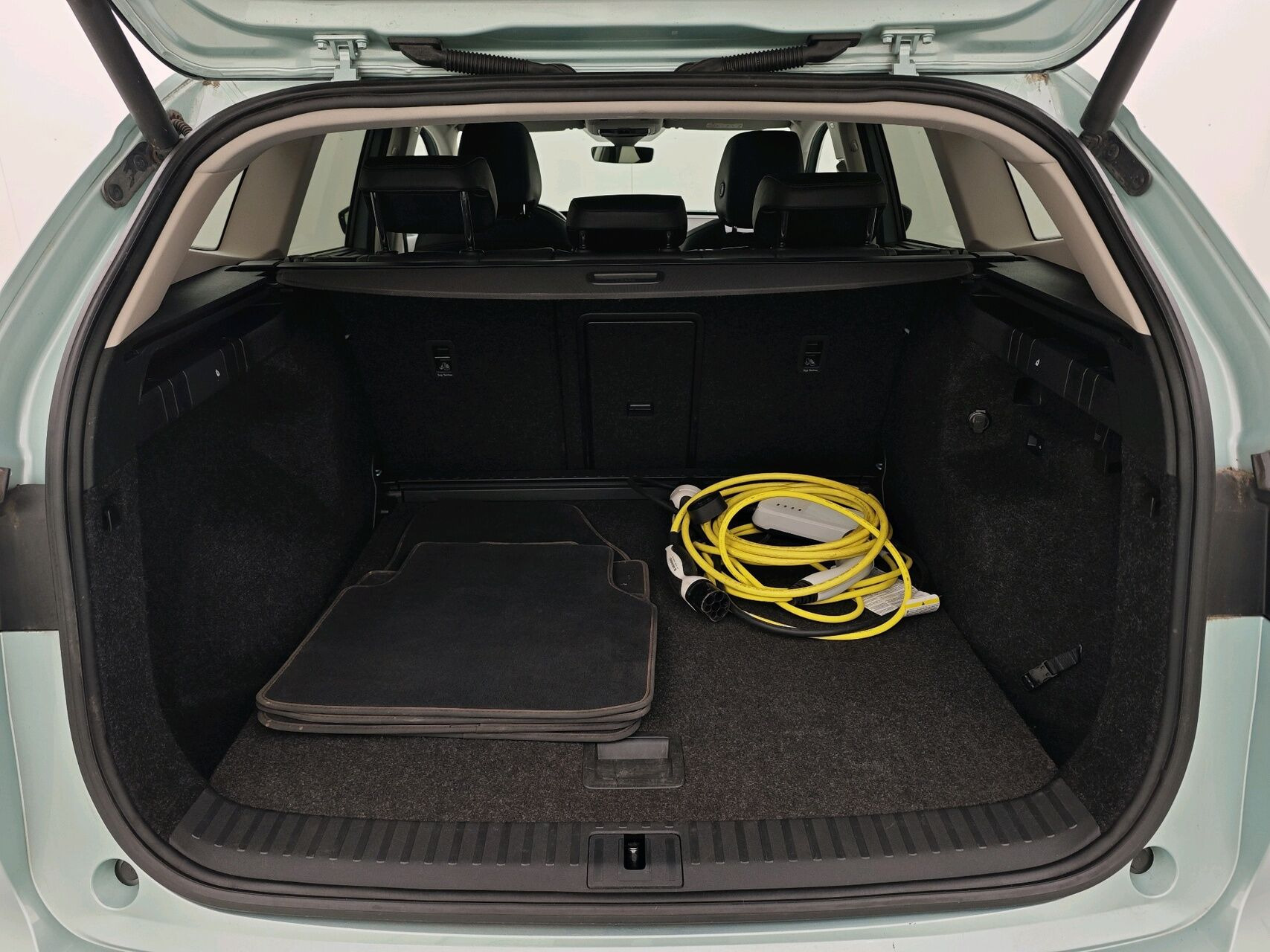 Sølv Skoda Enyaq fra 2021