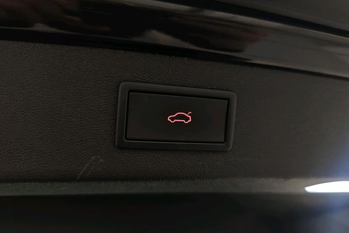 Sort Skoda Enyaq fra 2022