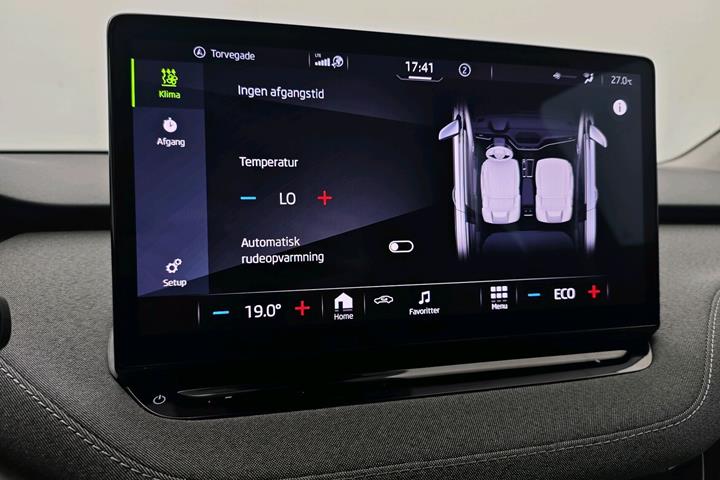 Blå Skoda Enyaq fra 2022