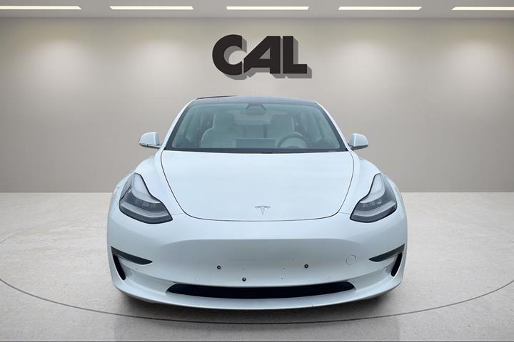 undefined Tesla Model 3 fra 2021