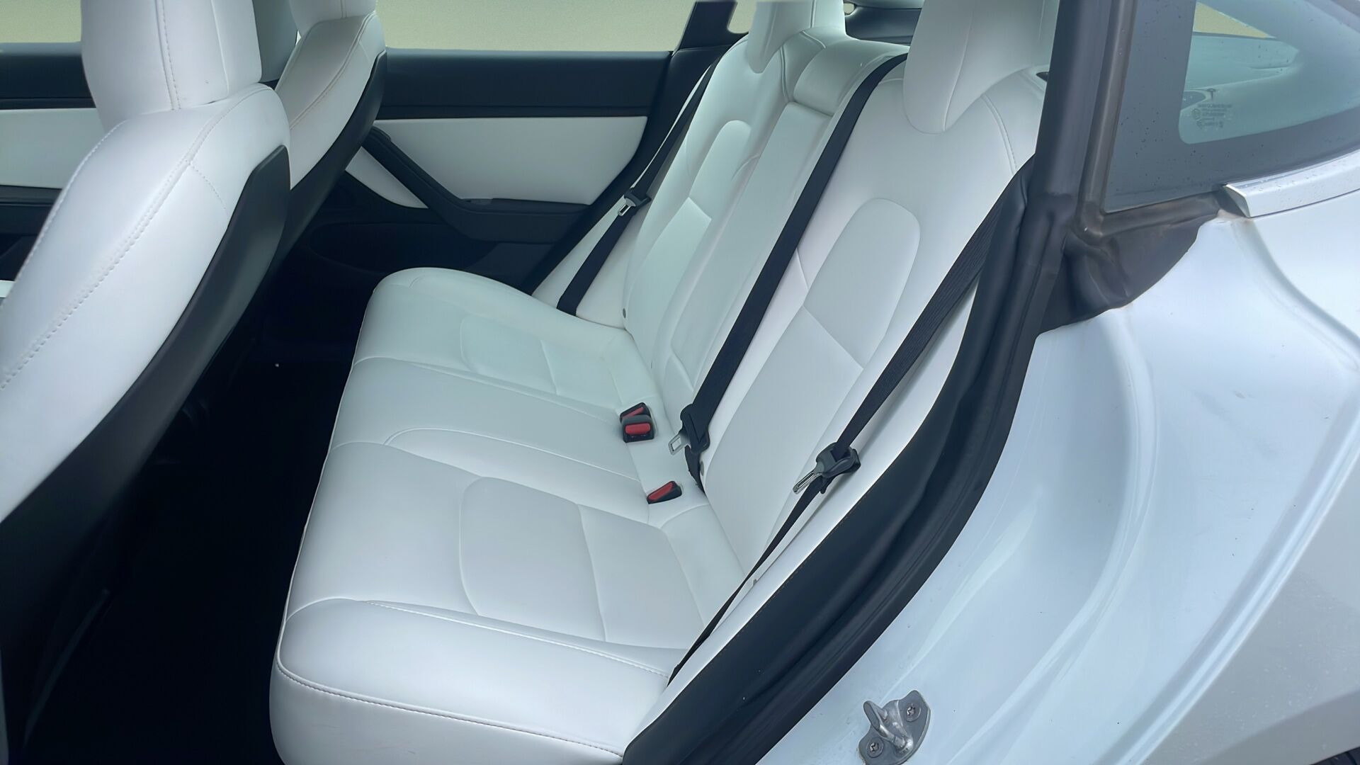 undefined Tesla Model 3 fra 2021