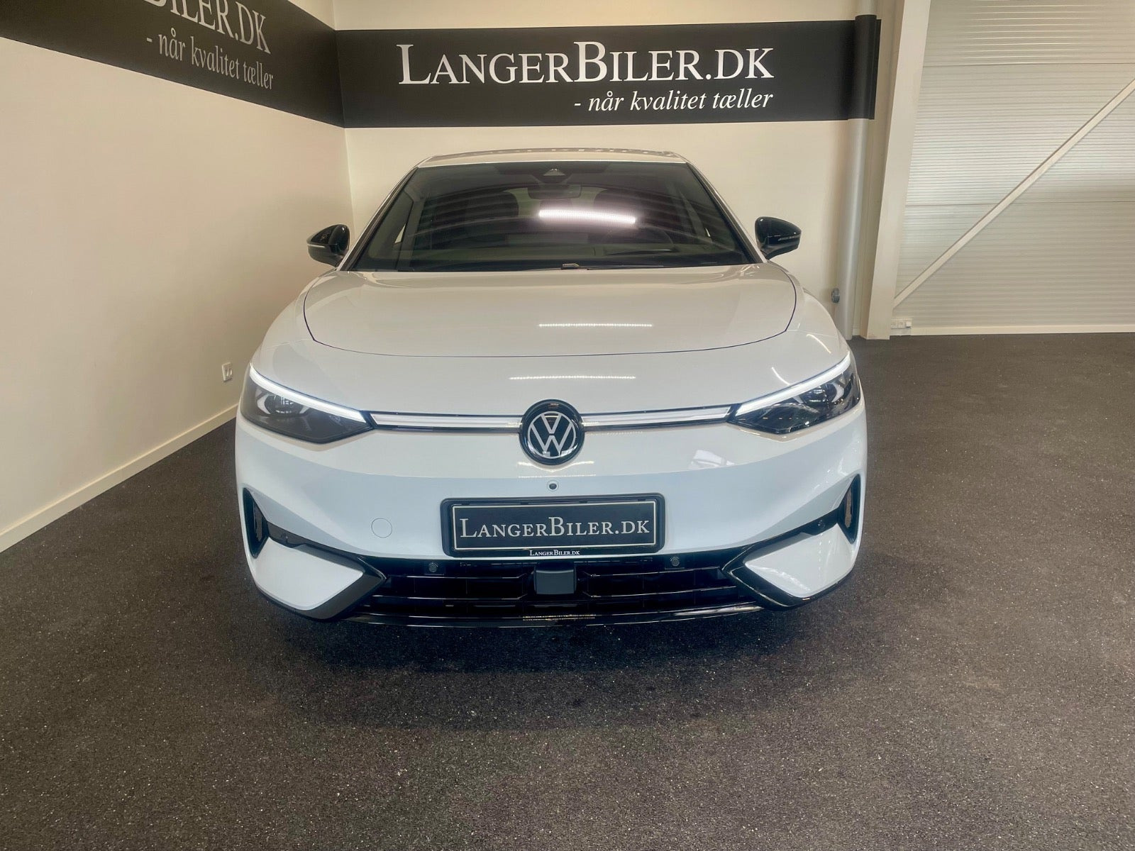 Hvid VW ID.7 fra 2026