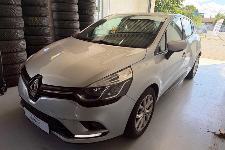 Sølv Renault Clio IV fra 2016