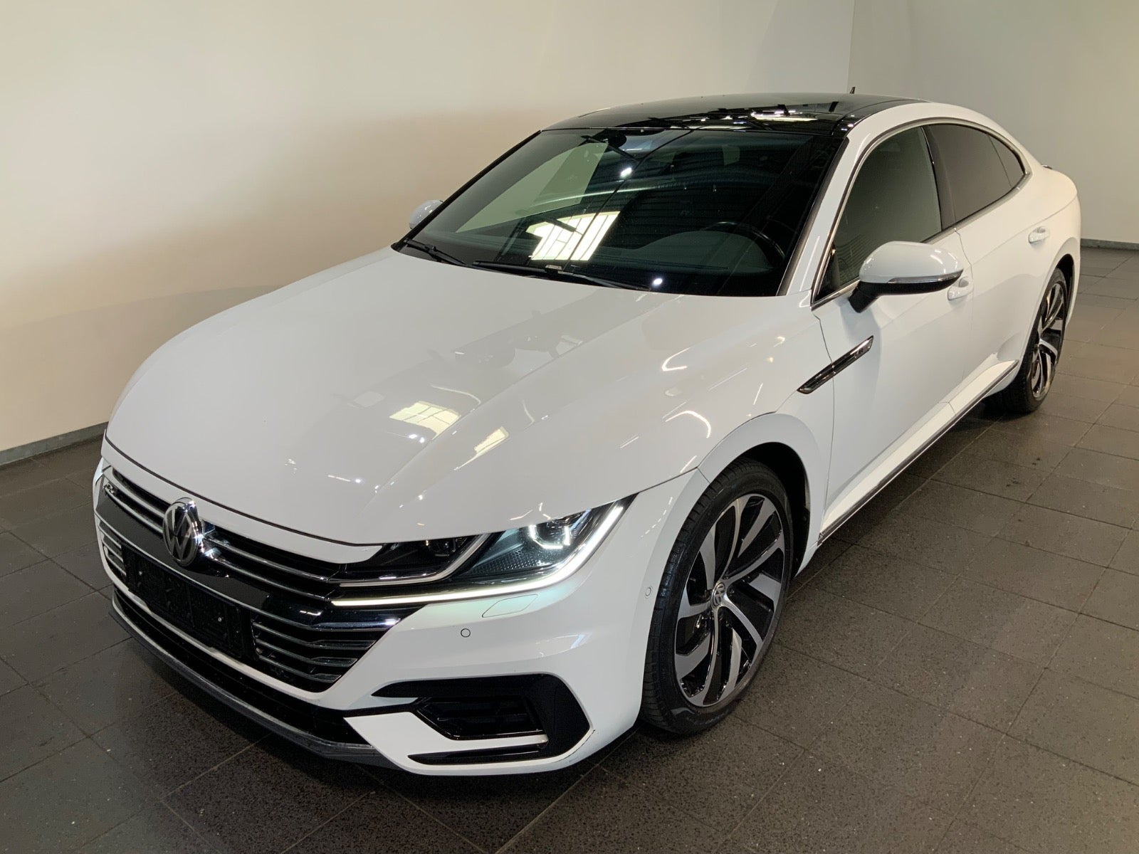 VW Arteon 2,0 TDi 150 R-line Business DSG