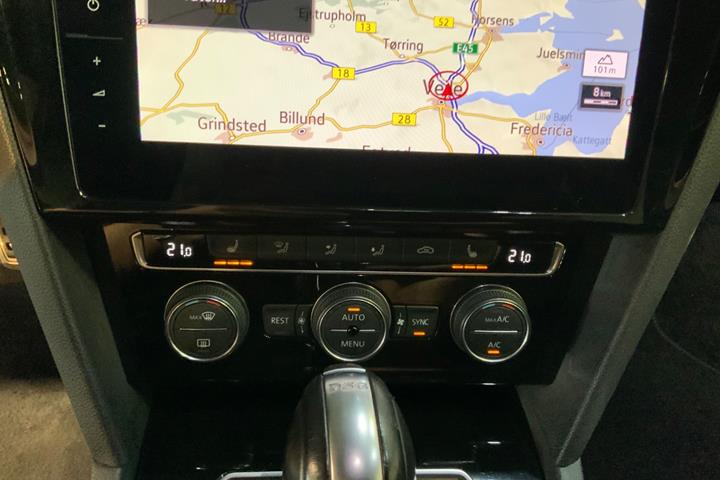 Hvid VW Arteon fra 2019