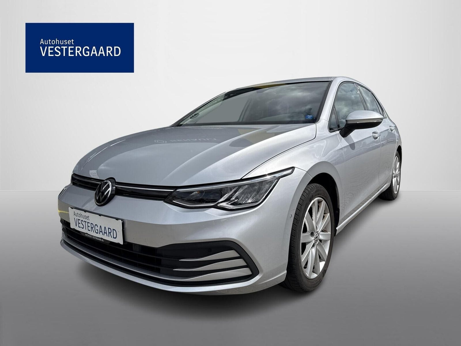 VW Golf VIII 1,5 eTSi 130 Life DSG