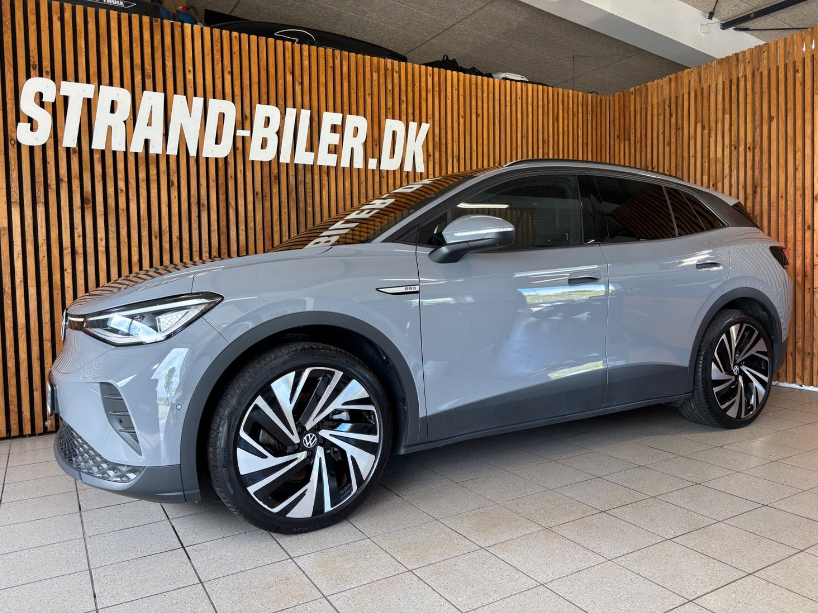Grå VW ID.4 fra 2023